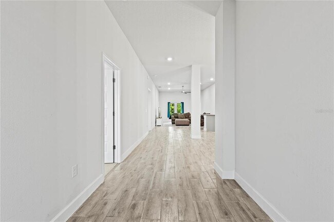 4370 Sagefield Dr in Harmony, FL - Foto de edificio - Building Photo