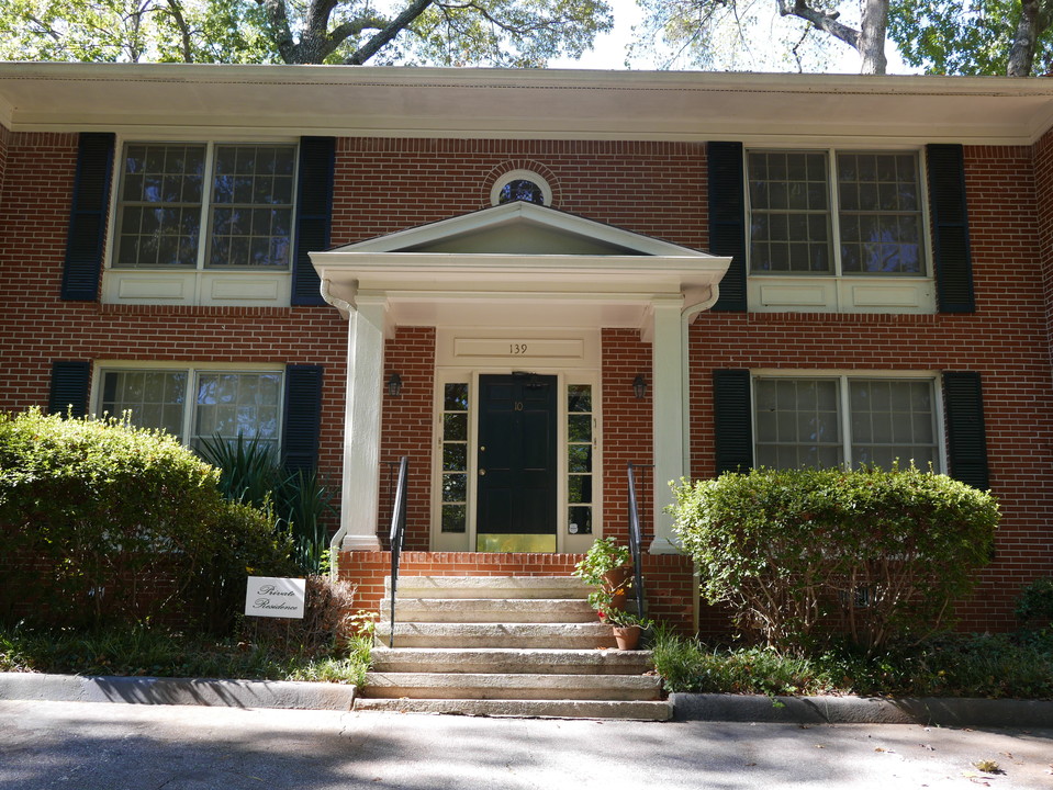 139 E Hill St, Unit 39 in Decatur, GA - Foto de edificio