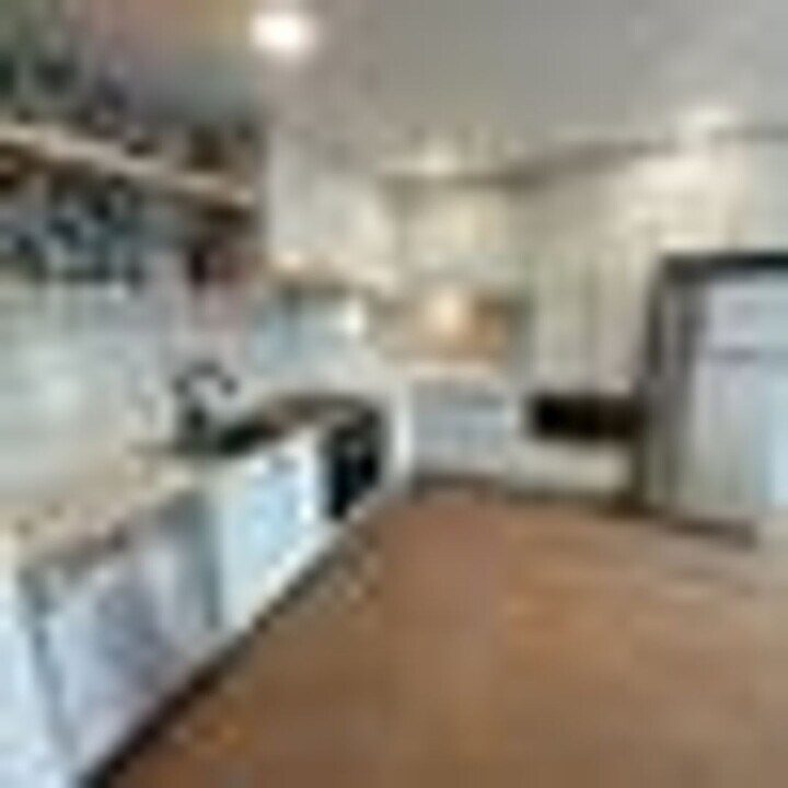 5560 NE 42nd Ave in Portland, OR - Building Photo