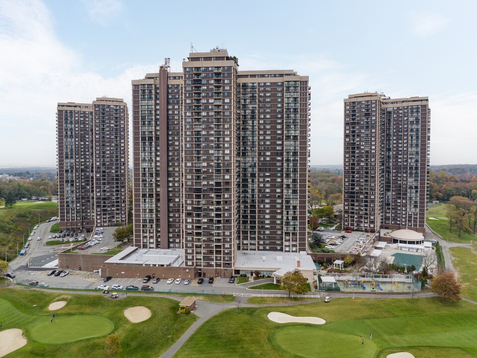 North Shore Towers in Floral Park, NY - Building Photo