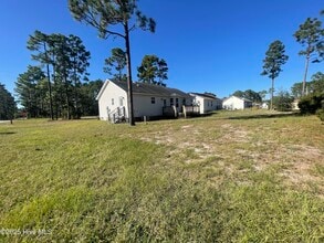 2200 E Boiling Spring Rd in Southport, NC - Building Photo - Building Photo