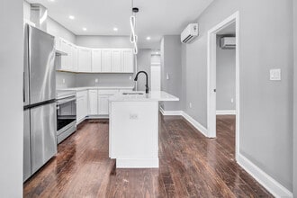 877 Madison Ave in Bridgeport, CT - Building Photo - Building Photo
