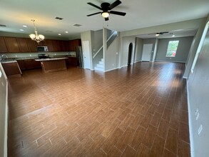 27327 Lasso Bend in San Antonio, TX - Building Photo - Building Photo