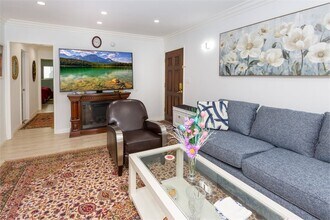 2852 Sawtelle Blvd, Unit Sawtelle in Los Angeles, CA - Building Photo - Building Photo
