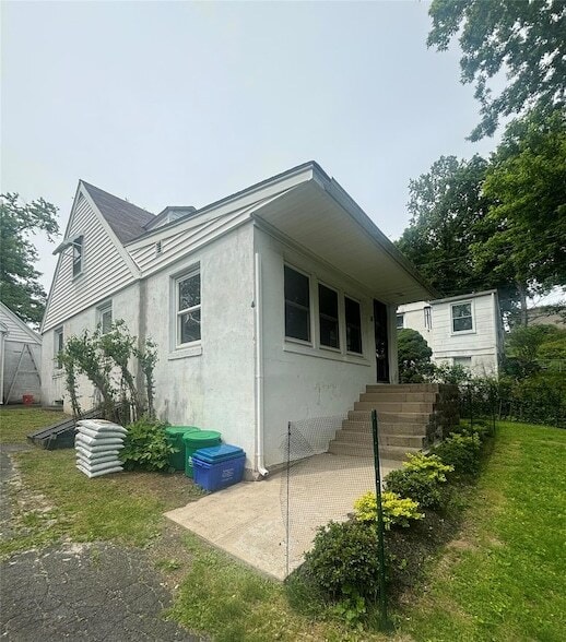 18 Hastings Ln in Stony Point, NY - Building Photo - Building Photo
