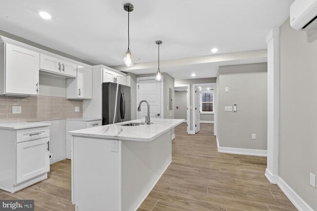 property at 2034 N Front St