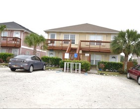 605 Dogwood St in Panama City Beach, FL - Building Photo - Building Photo