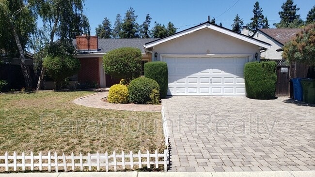 property at 2447 Warburton Ave