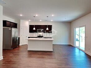 140 Willow Ln in Dallas, GA - Building Photo - Building Photo