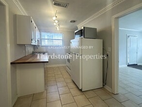 2853 Lydia St in Jacksonville, FL - Building Photo - Building Photo