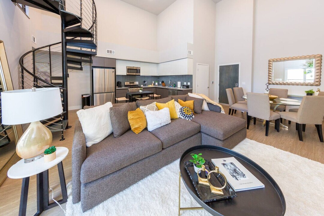 837 S Harvard Blvd-Unit -ID1043041P in Los Angeles, CA - Foto de edificio