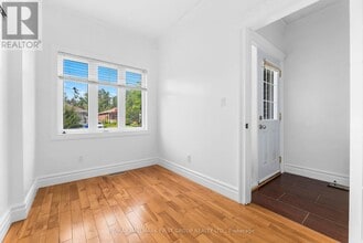 147 Tresane St in Oshawa, ON - Building Photo - Building Photo