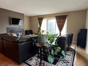 23 Highland Rd in Stamford, CT - Building Photo - Building Photo