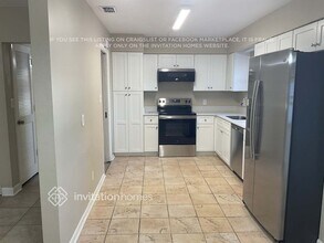 5609 Sandalwood Dr in Orlando, FL - Foto de edificio - Building Photo