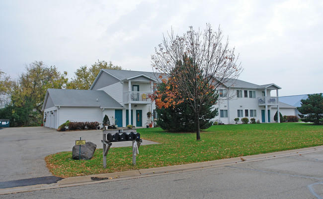 310 5th St in Waterford, WI - Building Photo - Building Photo