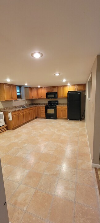 112 Tyler Dr, Unit 1 in Saylorsburg, PA - Building Photo