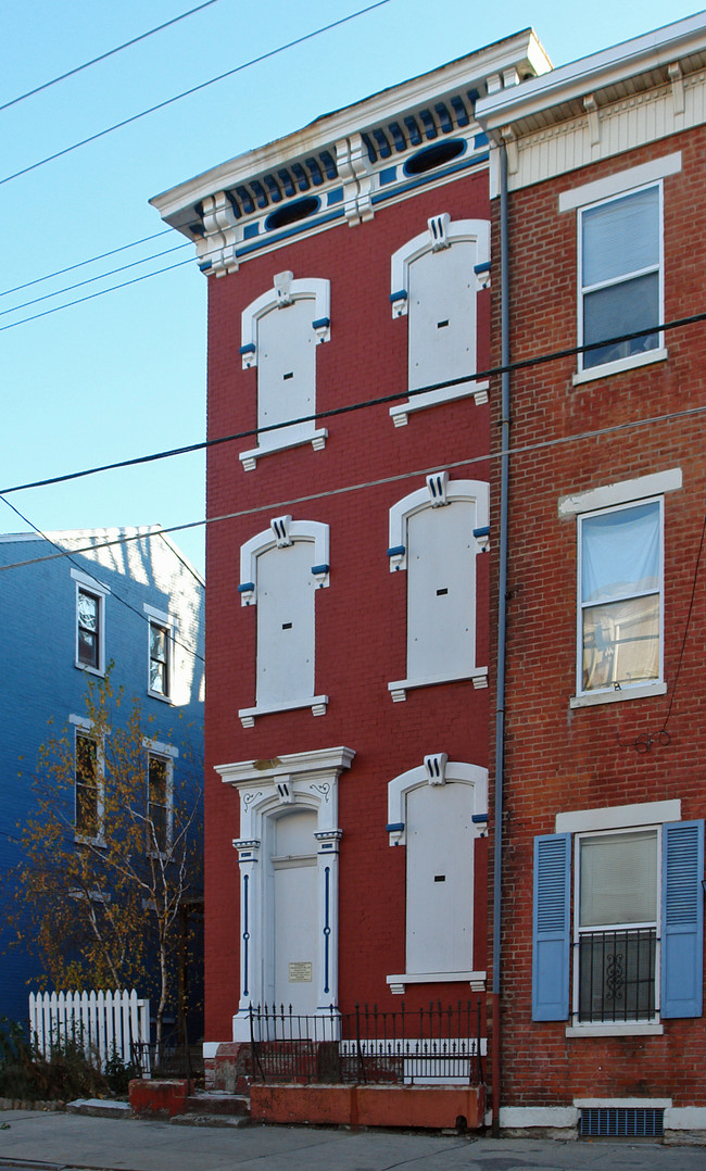 1622 Walnut St in Cincinnati, OH - Foto de edificio - Building Photo