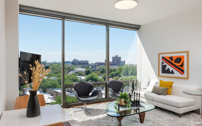 644 W Cornelia Ave in Chicago, IL - Building Photo - Building Photo