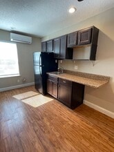 515 N Disston Ave in Tavares, FL - Building Photo - Building Photo