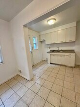 825 N Raynor Ave in Joliet, IL - Building Photo - Building Photo