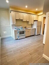 1712 Beacon St in Brookline, MA - Building Photo - Building Photo