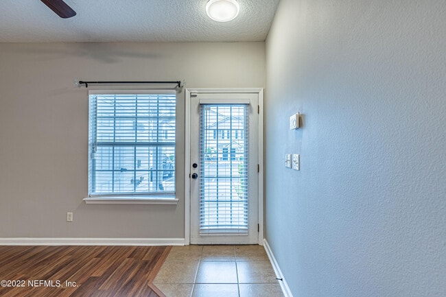 2200 Marsh Hawk Ln in Fleming Island, FL - Foto de edificio - Building Photo