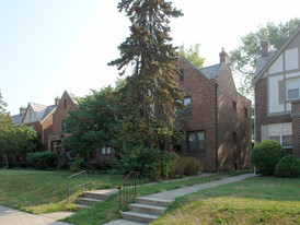 1692-1698 Wyandotte Rd Apartments