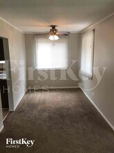 14525 Dobson Ave in Dolton, IL - Building Photo - Building Photo