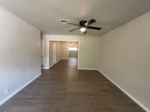 3316 Shorewood Dr, Unit 3401 in Mesquite, TX - Building Photo - Building Photo