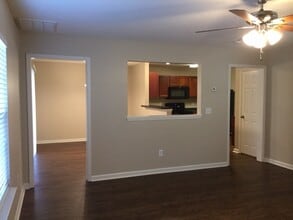 314 Brickhope Ln in Goose Creek, SC - Building Photo - Building Photo