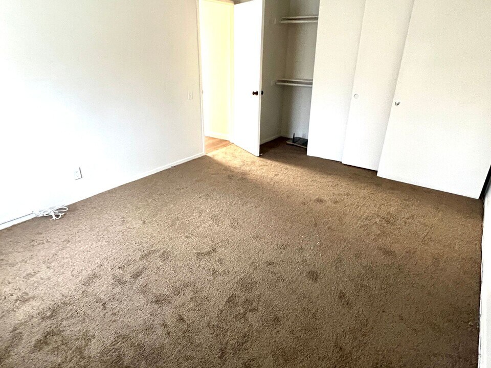 16040 Leffingwell Rd in Whittier, CA - Building Photo