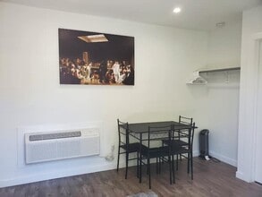 9659 Rincon Ave in Los Angeles, CA - Foto de edificio - Building Photo