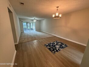 1255 The Grove Rd in Orange Park, FL - Building Photo - Building Photo