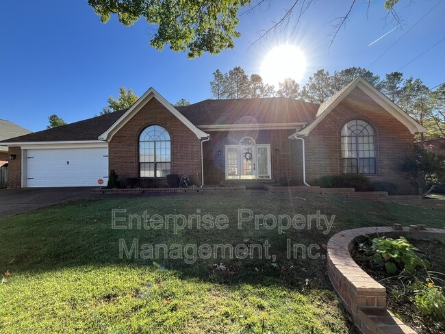 384 Walnut Trace Dr