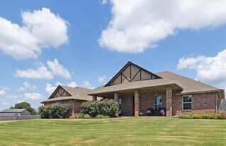 13640 Ridge View Ln in Edmond, OK - Building Photo