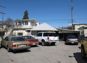 439-441 Vine St in Glendale, CA - Foto de edificio - Building Photo