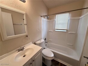 281 Grove St in Akron, OH - Building Photo - Building Photo