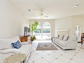7165 Ridge Oak Rd in Austin, TX - Building Photo - Building Photo
