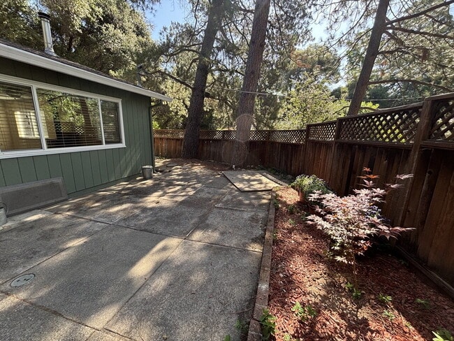 2930 Weswin Ct in Placerville, CA - Building Photo - Building Photo