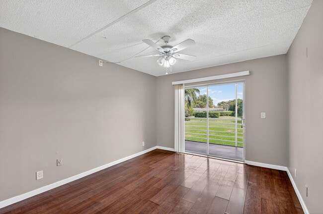 2200 Springdale Blvd in Palm Springs, FL - Building Photo - Building Photo