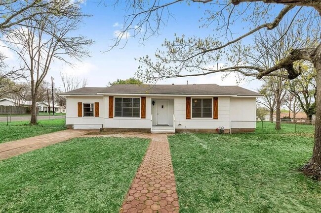 property at 1114 L J St