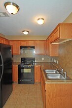 21459 W Wallis Dr in Porter, TX - Building Photo - Building Photo