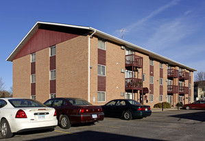 813 Rilla Rd Apartments