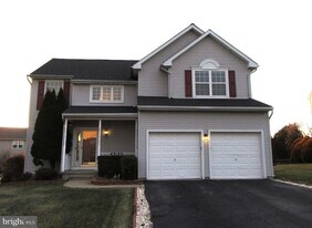 136 Clear Creek Dr, Unit 101 in Bear, DE - Building Photo