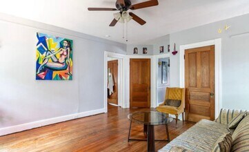 1015 Cherokee Rd in Louisville, KY - Building Photo - Building Photo