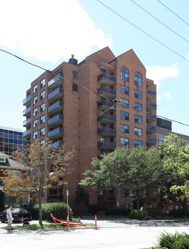 Residences at 77 in Toronto, ON - Building Photo - Building Photo