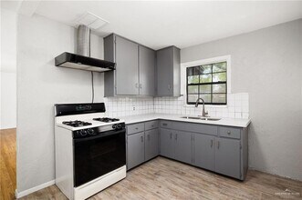 1808 N Cummings Ave in Mission, TX - Building Photo - Building Photo