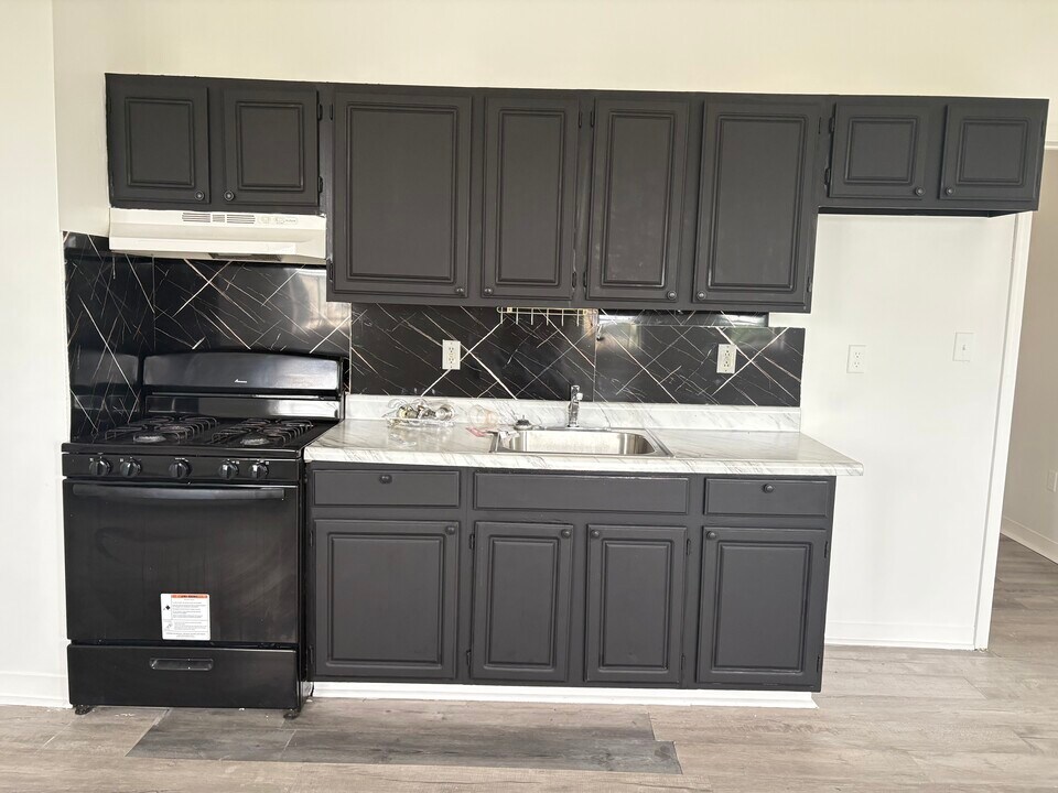 272 1st St, Unit 6 in Elizabeth, NJ - Foto de edificio