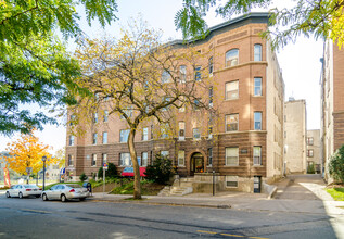 Lowry Hill Apartments in Minneapolis, MN - Building Photo - Building Photo