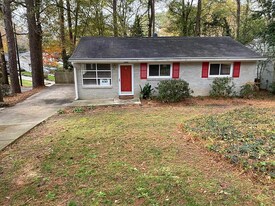 1068 Palafox Dr NE in Atlanta, GA - Building Photo